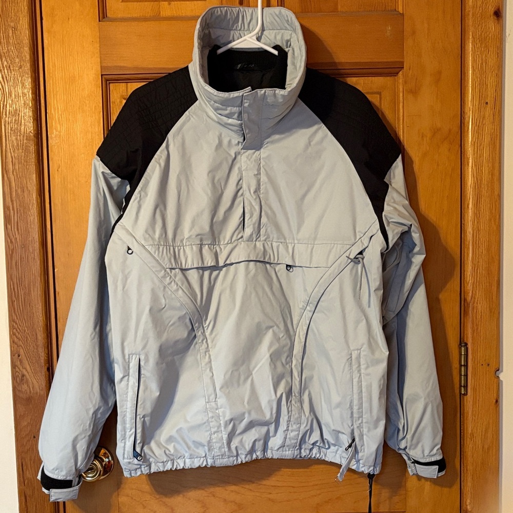 Helly Hansen Light Gray And Black Windbreaker Ski… - image 1